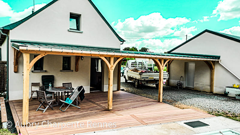 Aubry Charpente Rennes ille et vilaine charpentier qualité carport et pergola en bois à Rennes terrasse chantepie